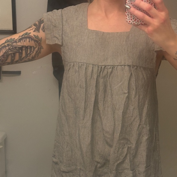 Linen Square Neck Dress - Picture 8 of 8